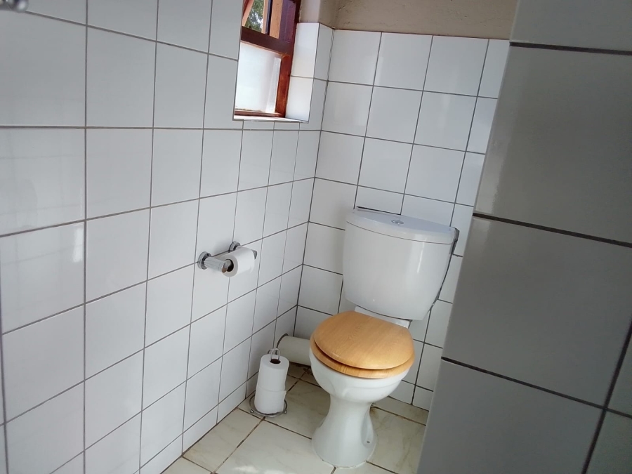 To Let 4 Bedroom Property for Rent in Safari Gardens North West